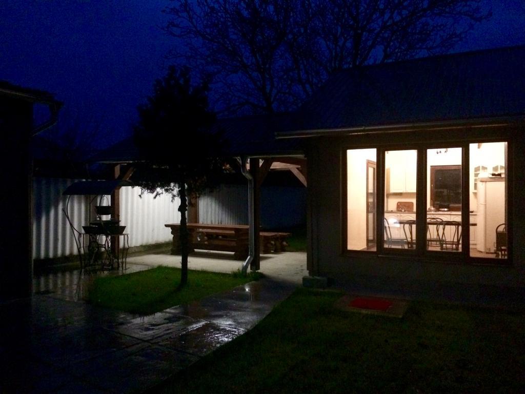 Bereg-Travel Hotel Exterior foto